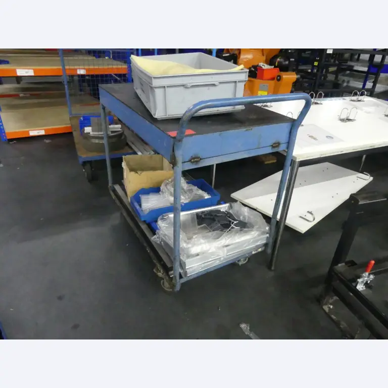 Bearbeitungszentren, metallbearbeitende Maschinen und Produktionslinen aus der Automobilindustrie-1