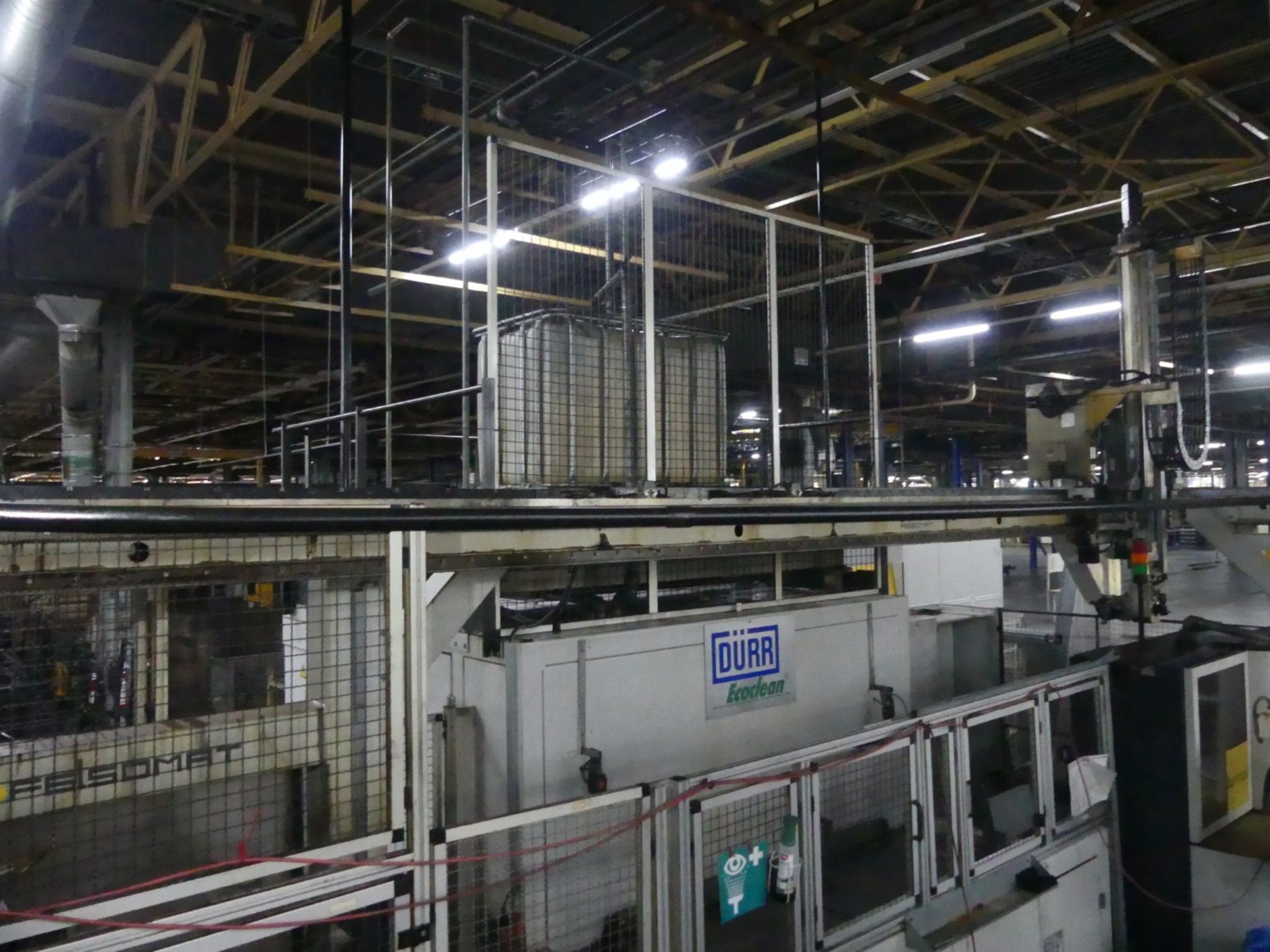 Centra obróbcze, maszyny do obróbki metalu i linie produkcyjne z branży motoryzacyjnej-15