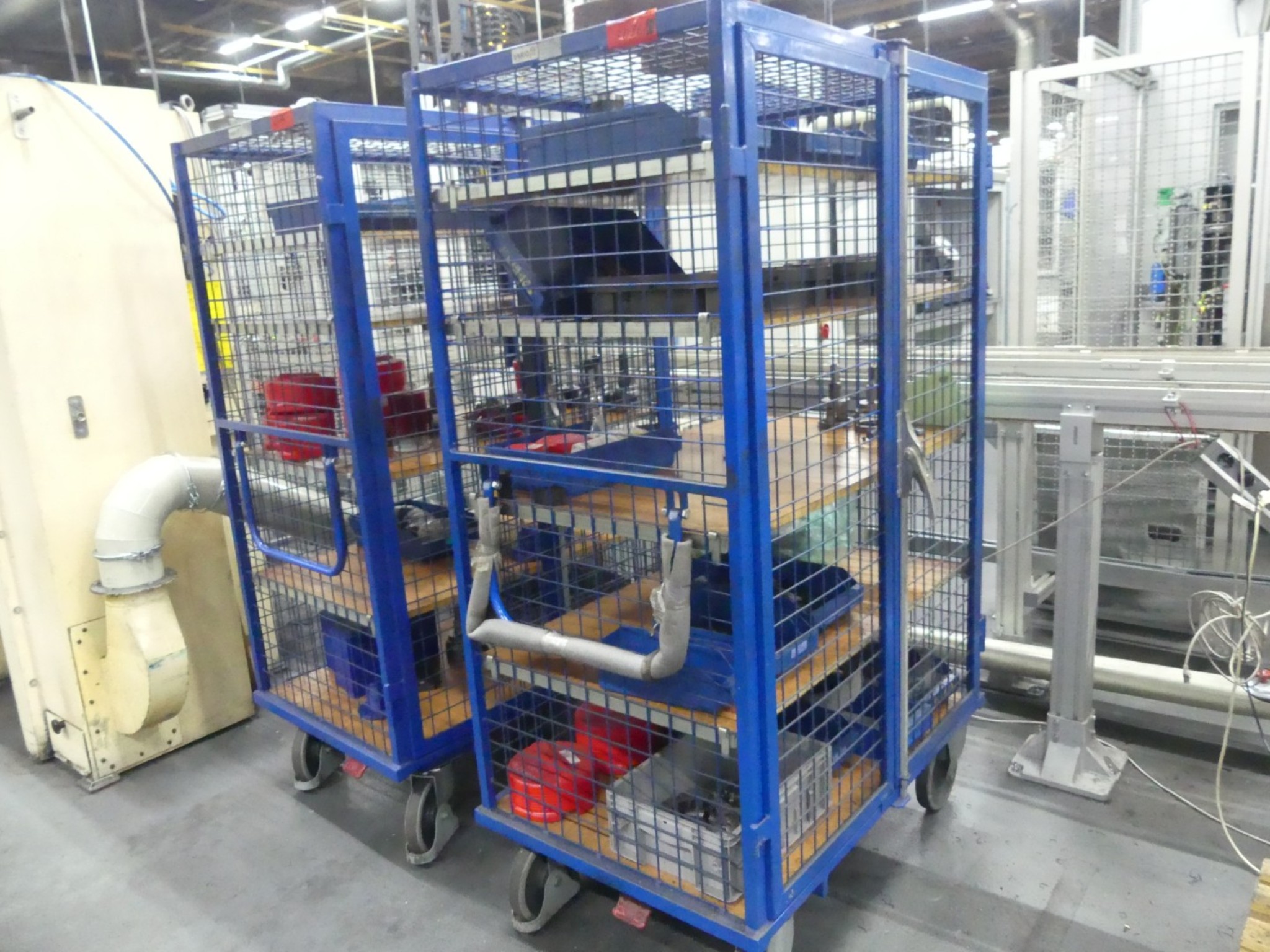 Centra obróbcze, maszyny do obróbki metalu i linie produkcyjne z branży motoryzacyjnej-1