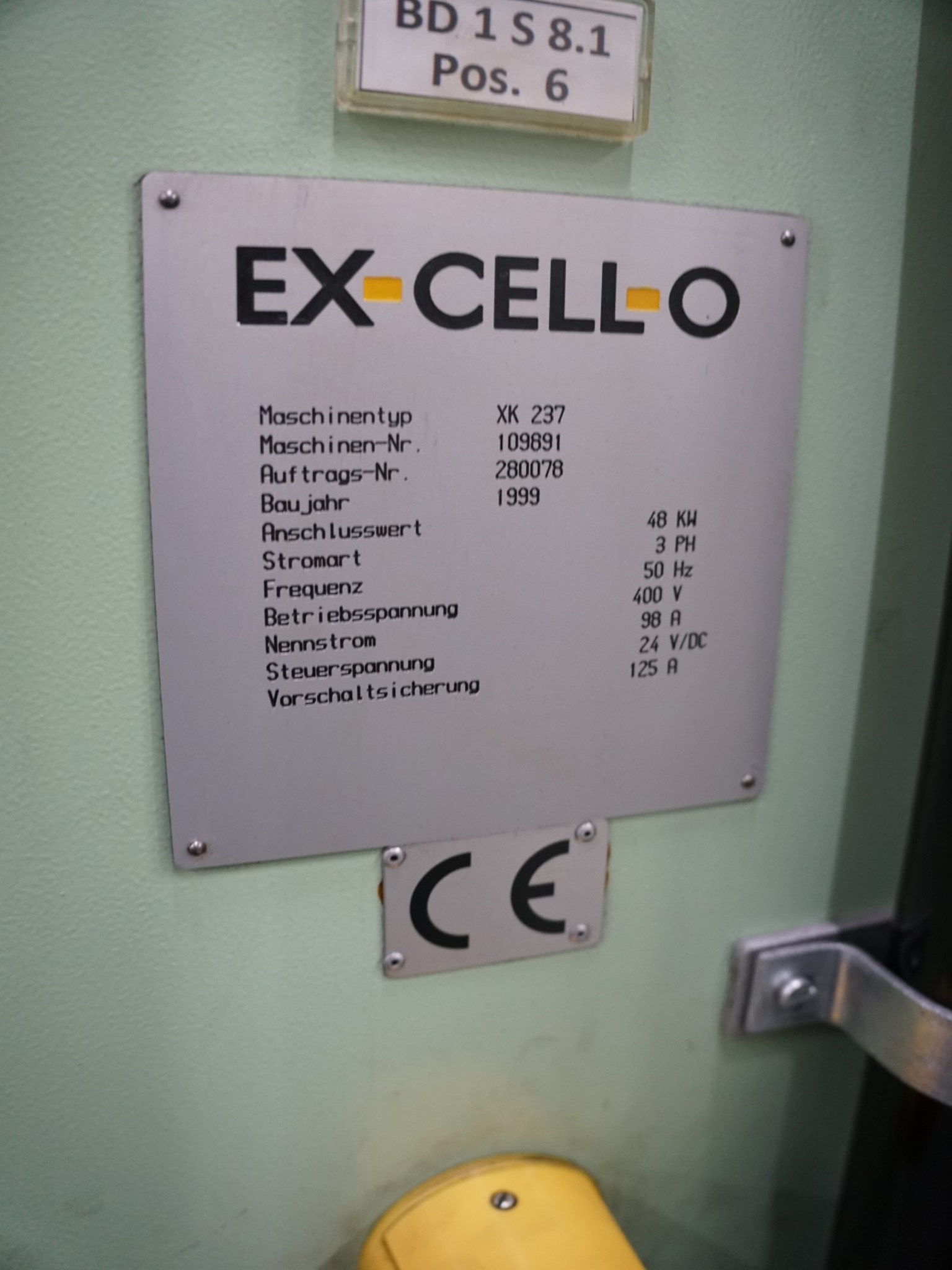 Centros de mecanizado, máquinas para trabajar el metal y líneas de producción de la industria del automóvil-4
