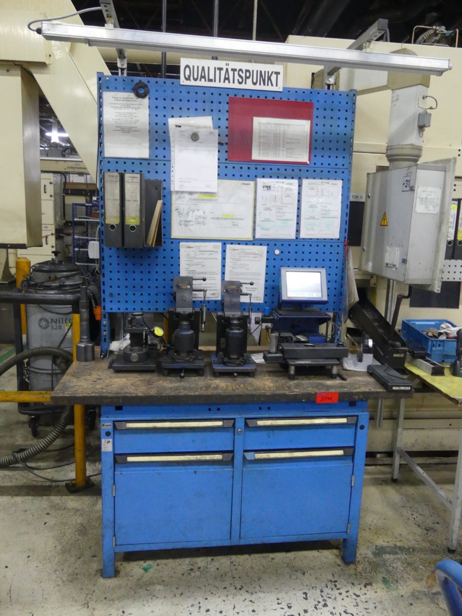 Centros de mecanizado, máquinas para trabajar el metal y líneas de producción de la industria del automóvil-2