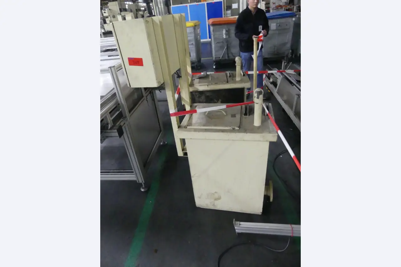 Bearbeitungszentren, metallbearbeitende Maschinen und Produktionslinien aus der Automobilindustrie-4