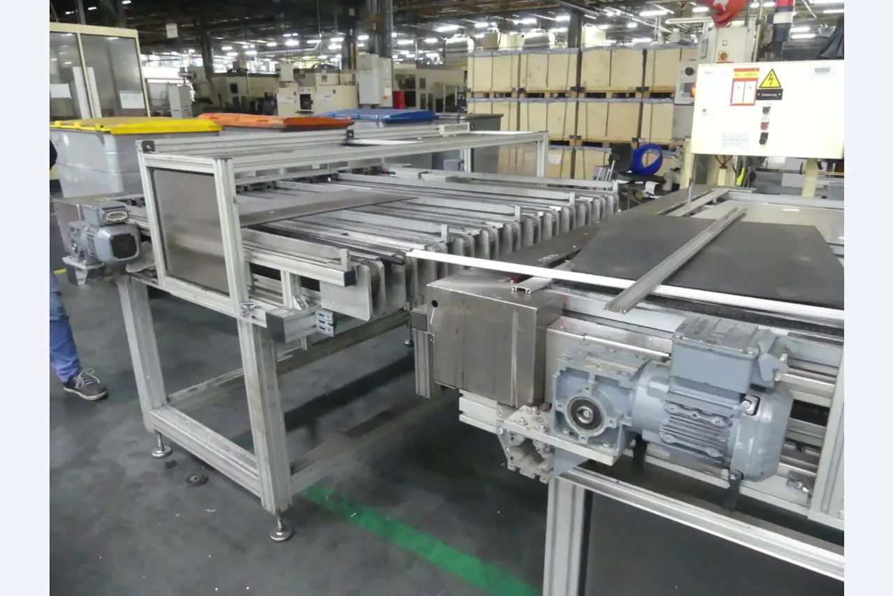 Bearbeitungszentren, metallbearbeitende Maschinen und Produktionslinien aus der Automobilindustrie-6