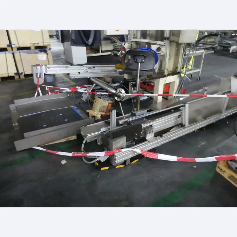 Bearbeitungszentren, metallbearbeitende Maschinen und Produktionslinien aus der Automobilindustrie-8