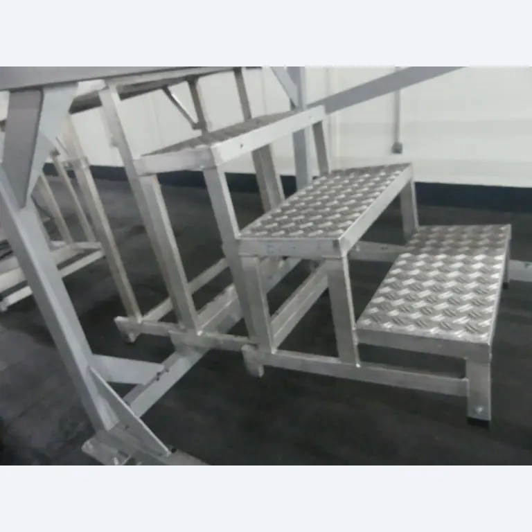 Bearbeitungszentren, metallbearbeitende Maschinen und Produktionslinen aus der Automobilindustrie-3