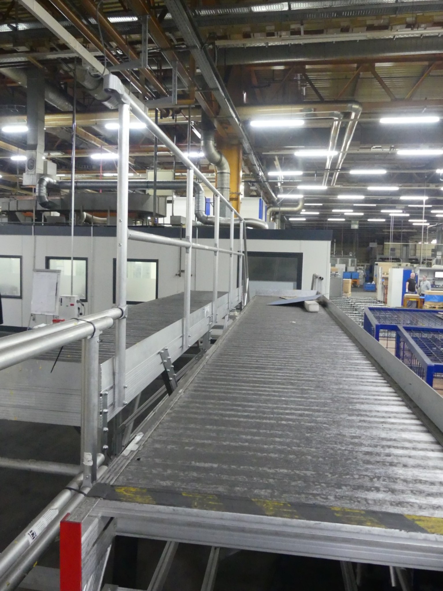Machining centers, metalworking machines and production lines from the automotive industry-10