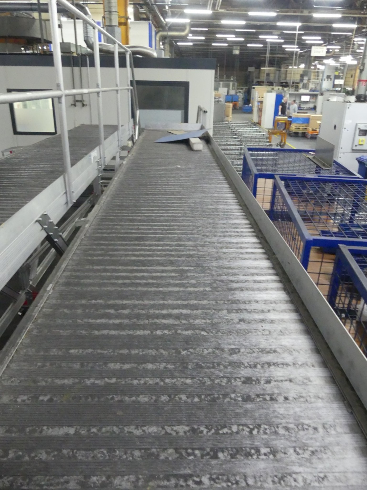 Machining centers, metalworking machines and production lines from the automotive industry-11