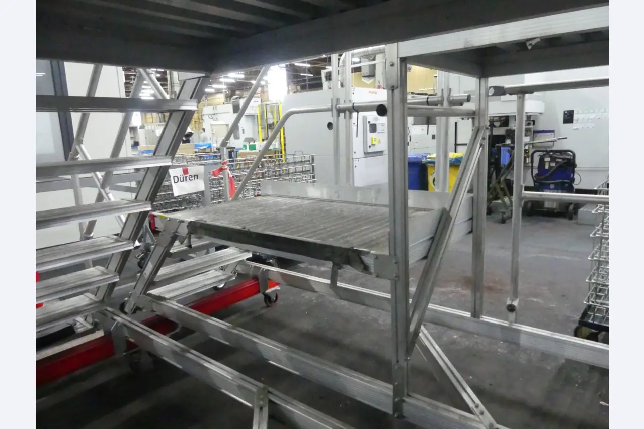 Machining centers, metalworking machines and production lines from the automotive industry-13