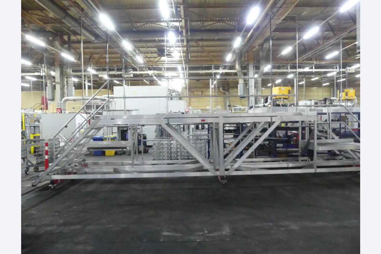 Machining centers, metalworking machines and production lines from the automotive industry-1