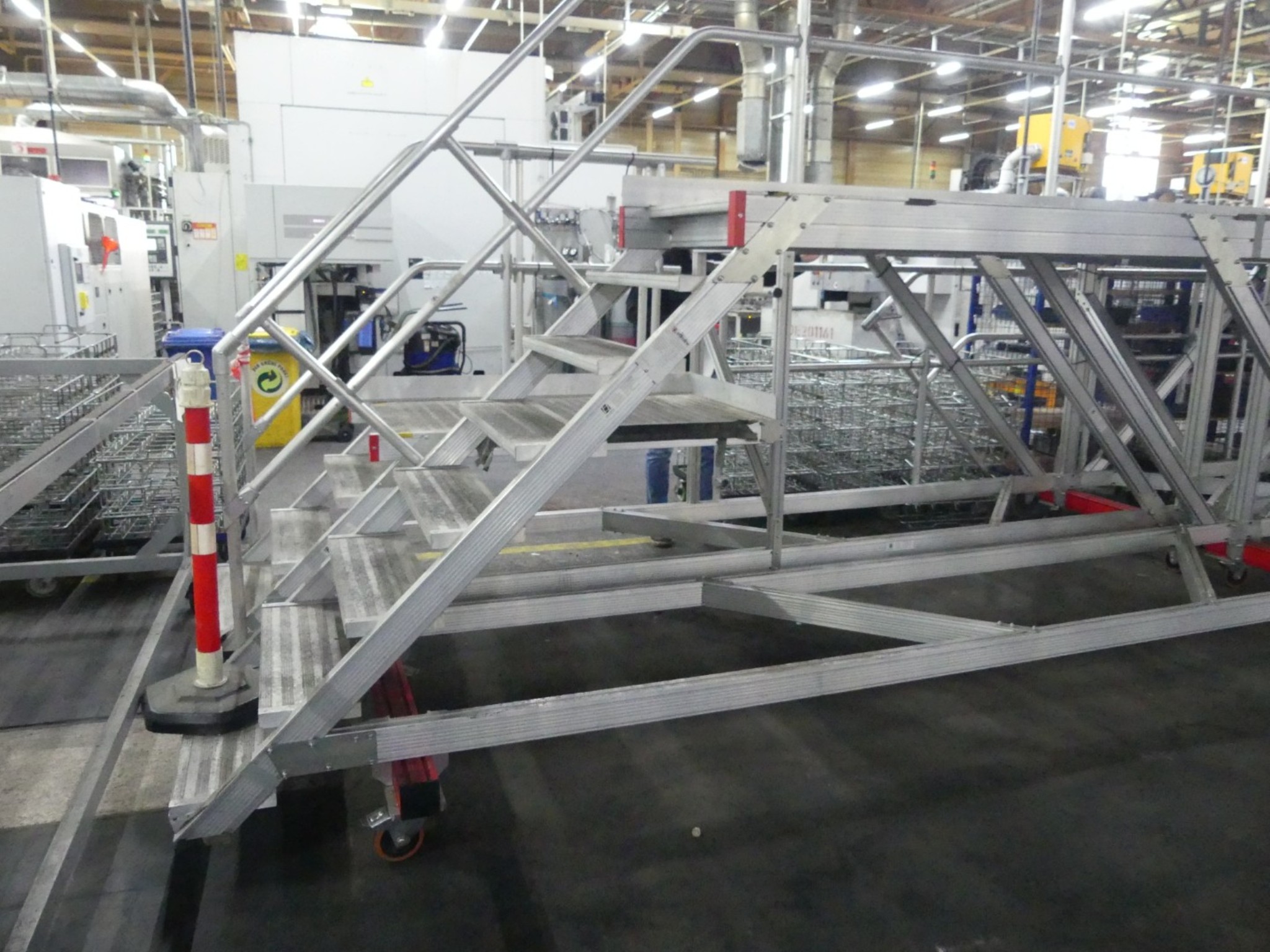 Machining centers, metalworking machines and production lines from the automotive industry-4