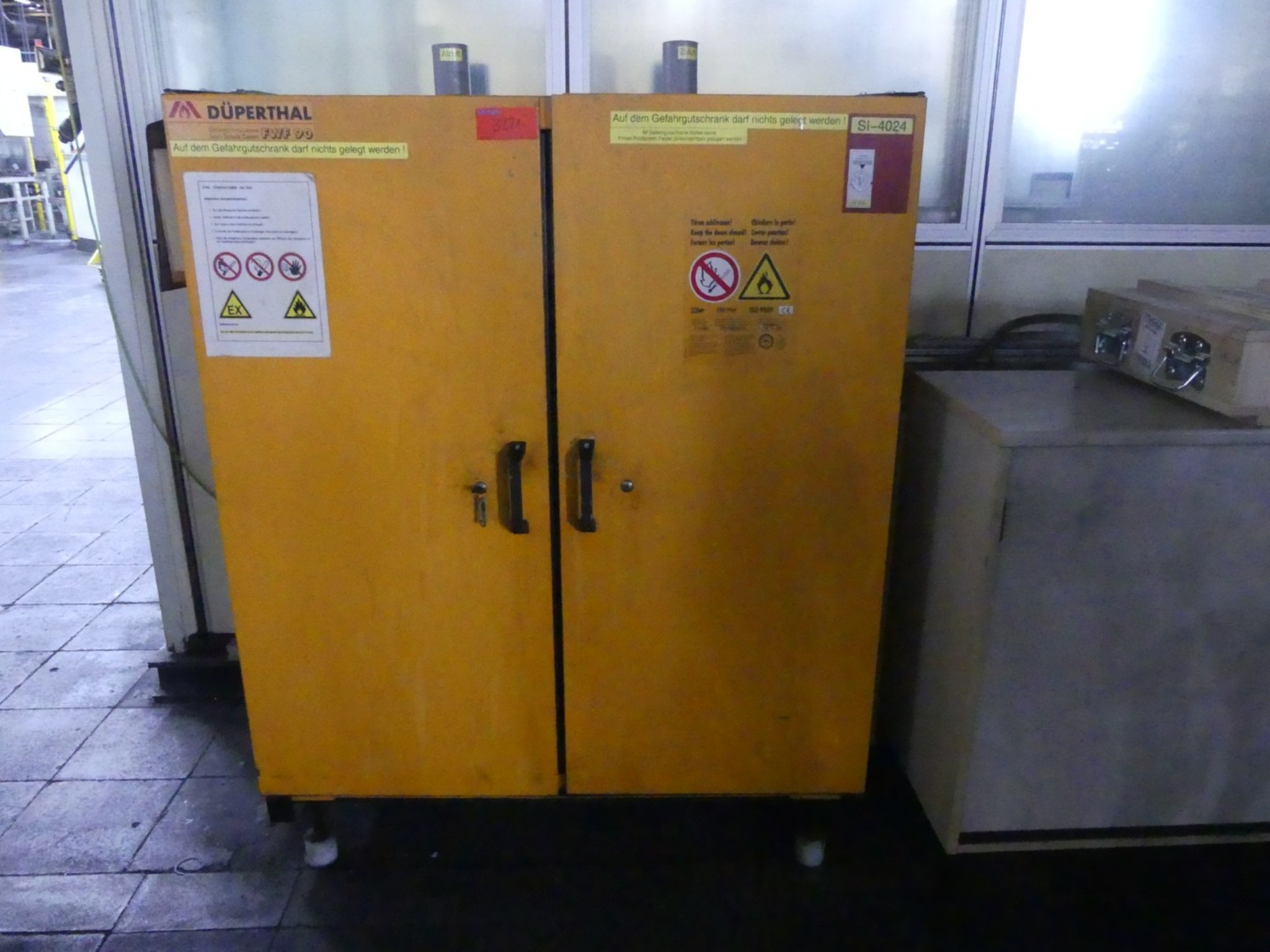Centra obróbcze, maszyny do obróbki metalu i linie produkcyjne z branży motoryzacyjnej-1