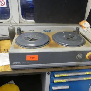 Máquina de moagem de laboratório ATM Saphir 330