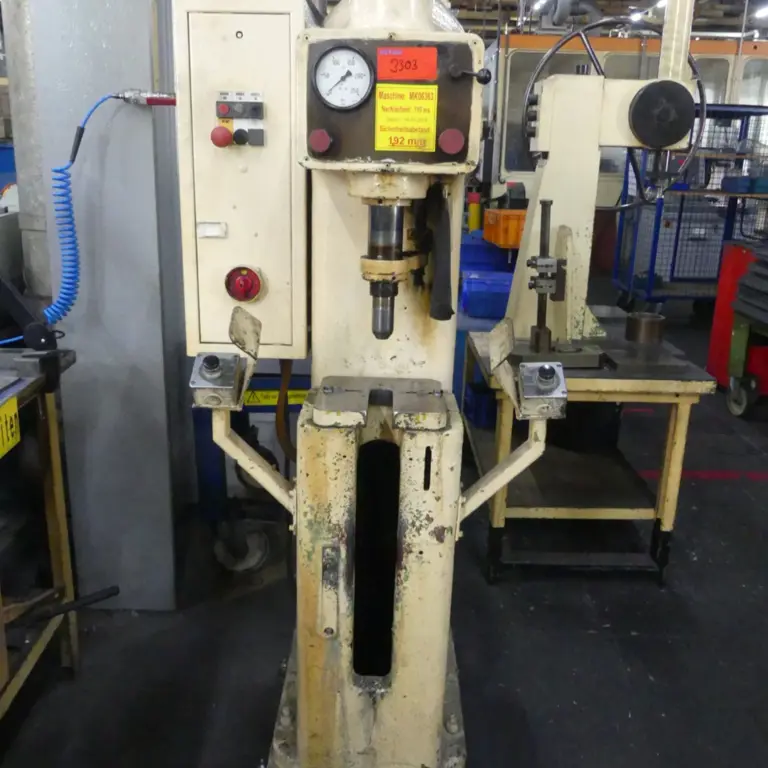C-frame press VOCO Vogel & Co. 4X140S