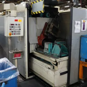 Sistema de soldadura por fricção Kuka