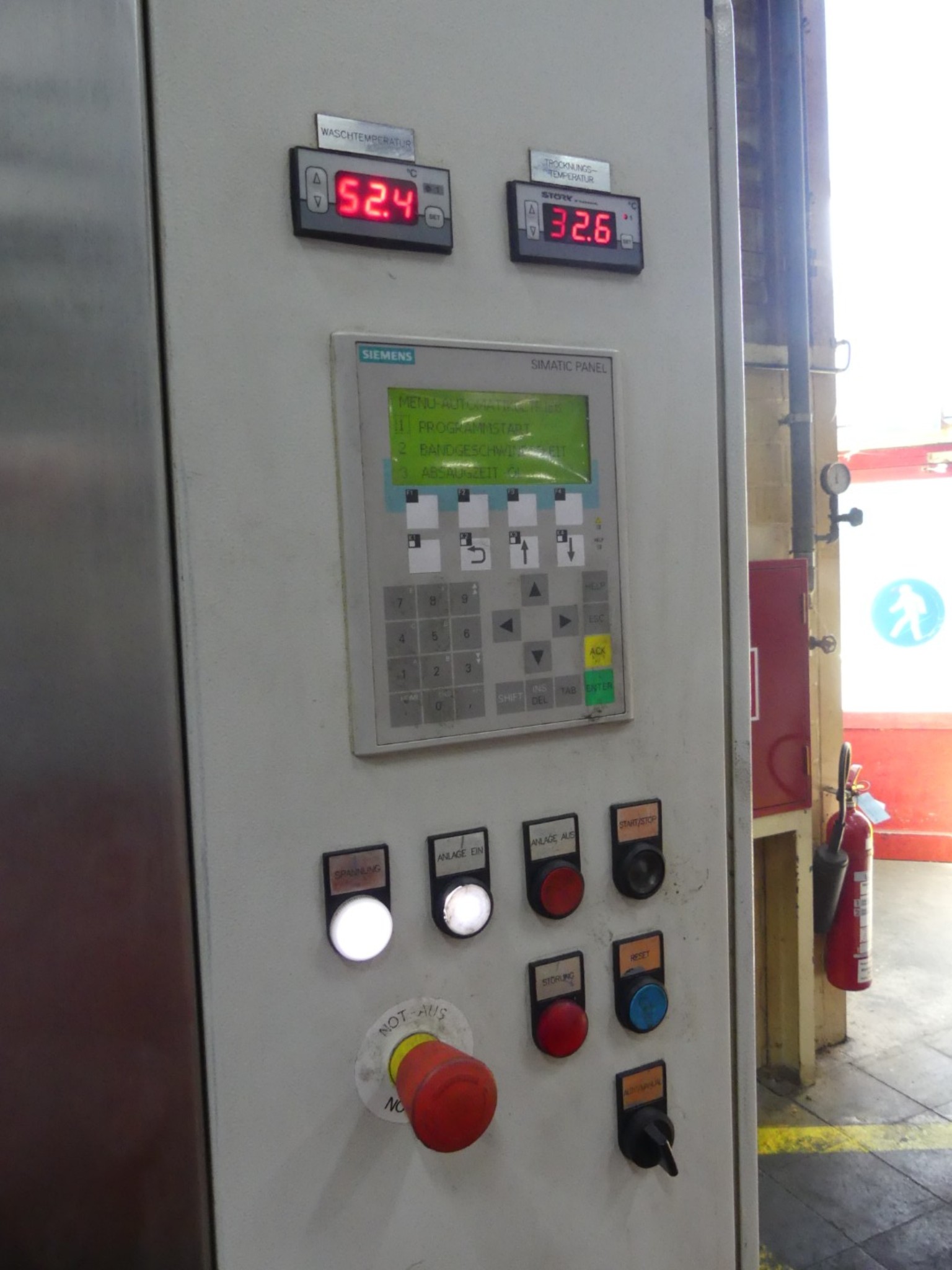 Centra obróbcze, maszyny do obróbki metalu i linie produkcyjne z branży motoryzacyjnej-7