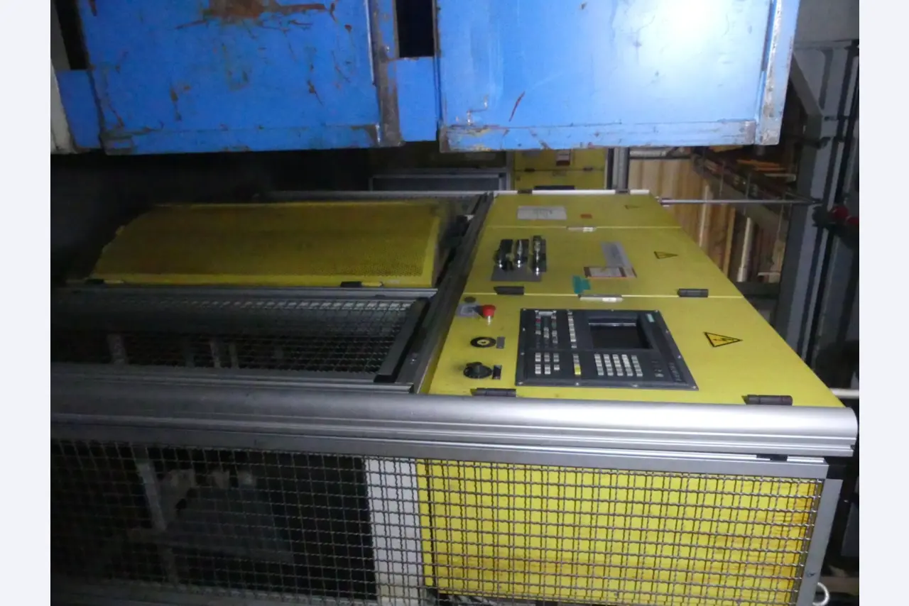 Centra obróbcze, maszyny do obróbki metalu i linie produkcyjne z branży motoryzacyjnej-11