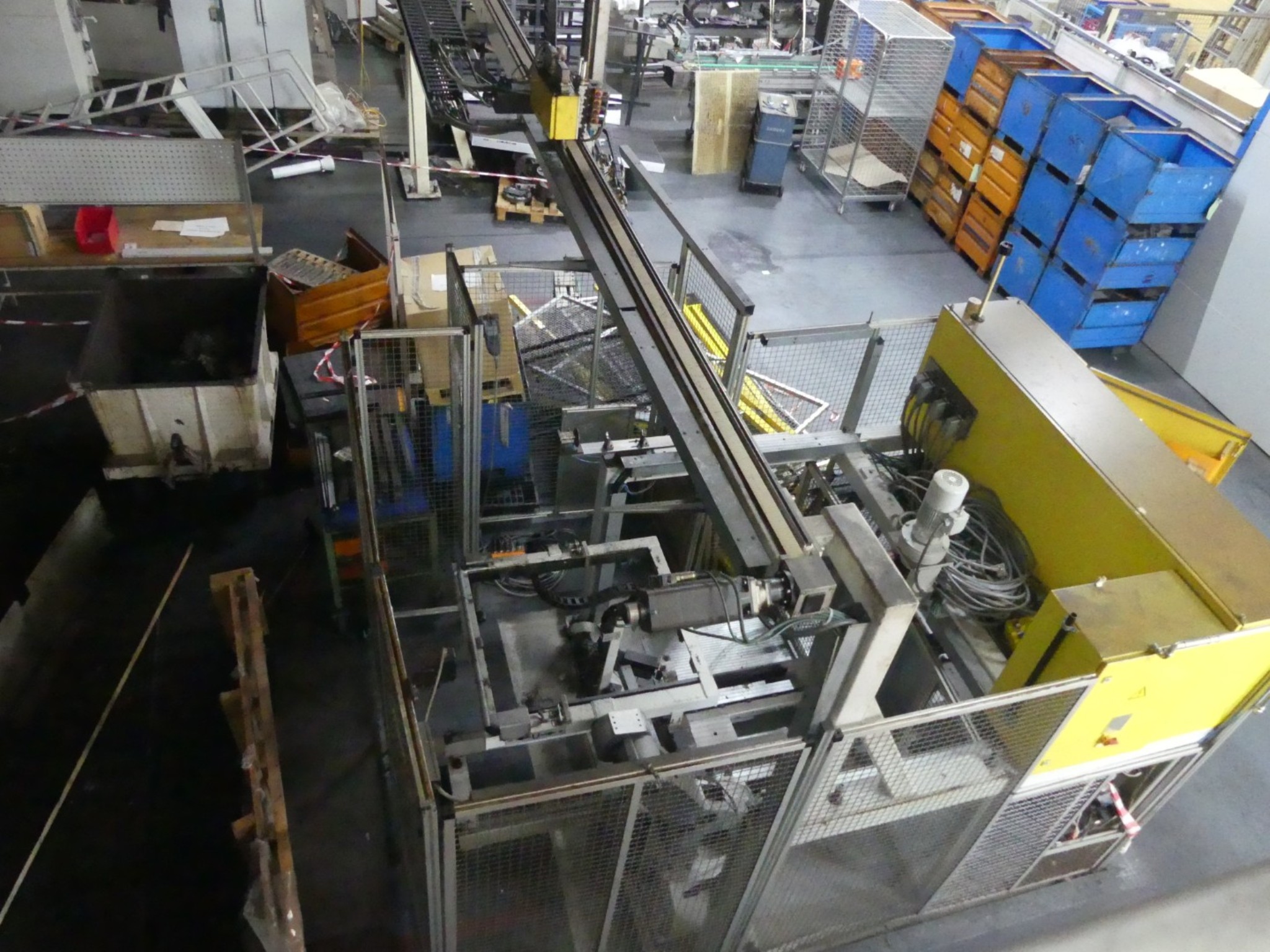 Centra obróbcze, maszyny do obróbki metalu i linie produkcyjne z branży motoryzacyjnej-22