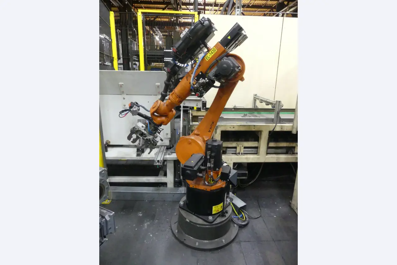 Centra obróbcze, maszyny do obróbki metalu i linie produkcyjne z branży motoryzacyjnej-1