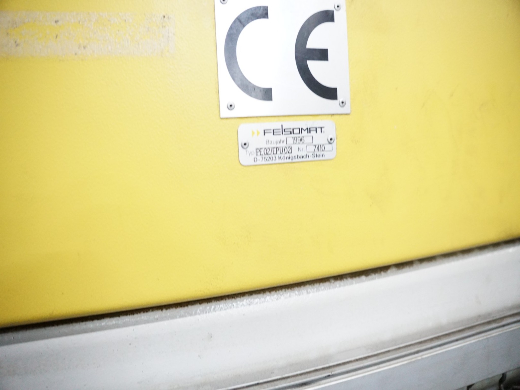 Centra obróbcze, maszyny do obróbki metalu i linie produkcyjne z branży motoryzacyjnej-3