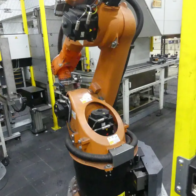 Robot cell consisting of