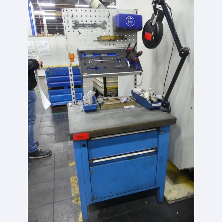 Centra obróbcze, maszyny do obróbki metalu i linie produkcyjne z branży motoryzacyjnej-1