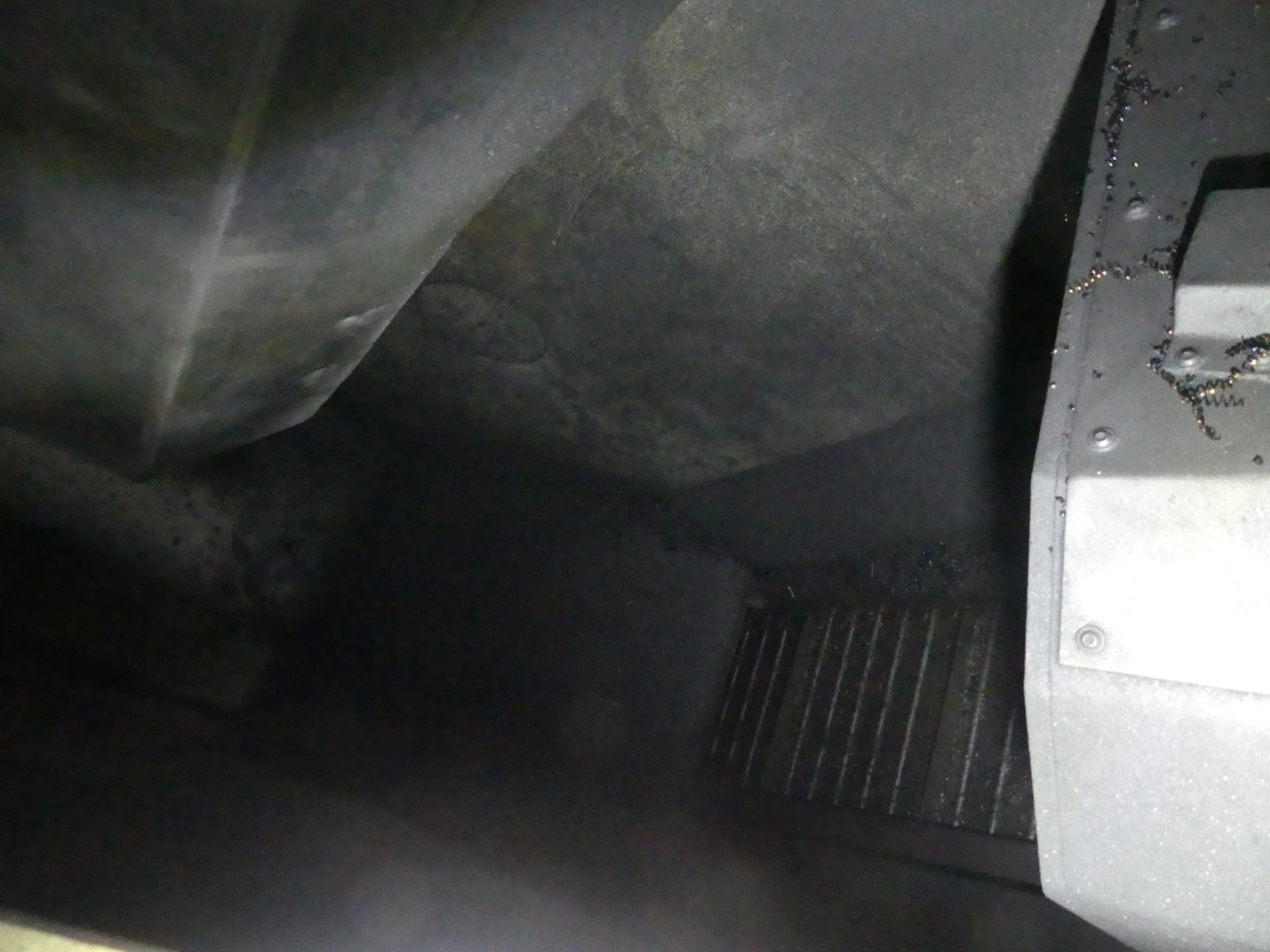 Centra obróbcze, maszyny do obróbki metalu i linie produkcyjne z branży motoryzacyjnej-6
