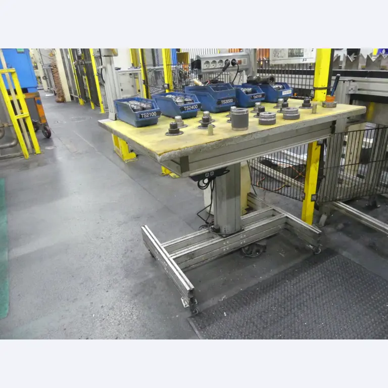 Centra obróbcze, maszyny do obróbki metalu i linie produkcyjne z branży motoryzacyjnej-2