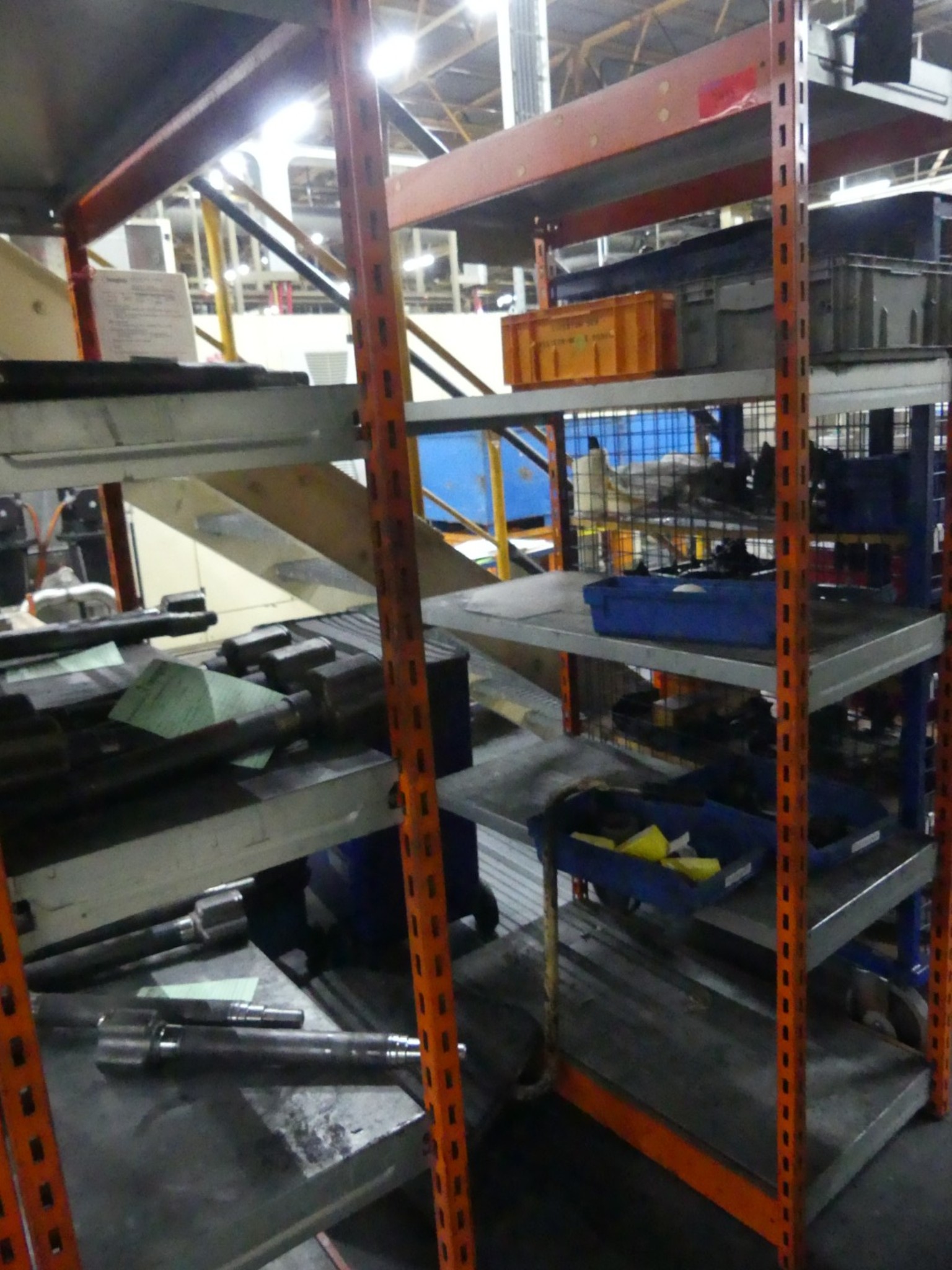 Centra obróbcze, maszyny do obróbki metalu i linie produkcyjne z branży motoryzacyjnej-2