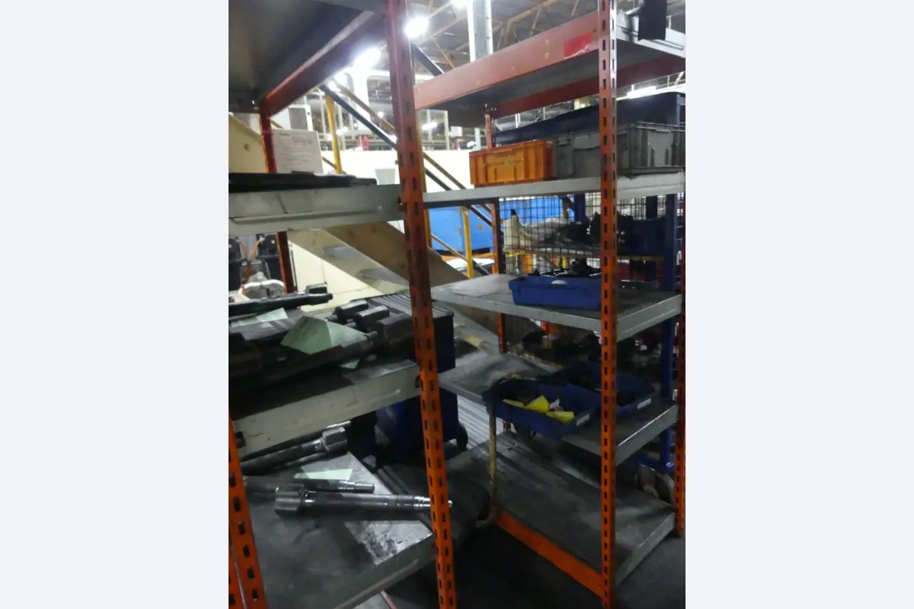 Centra obróbcze, maszyny do obróbki metalu i linie produkcyjne z branży motoryzacyjnej-2