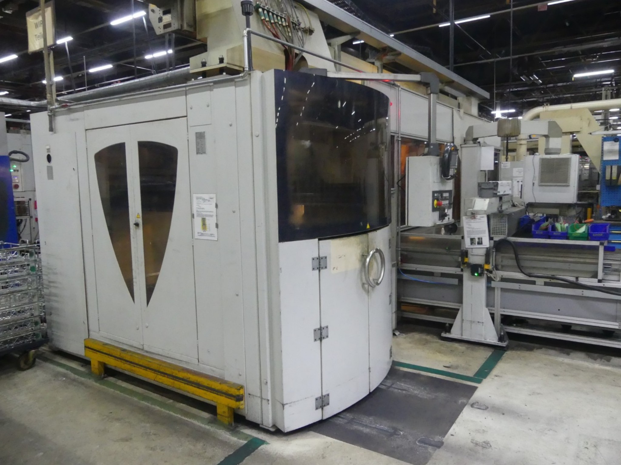 Centra obróbcze, maszyny do obróbki metalu i linie produkcyjne z branży motoryzacyjnej-6