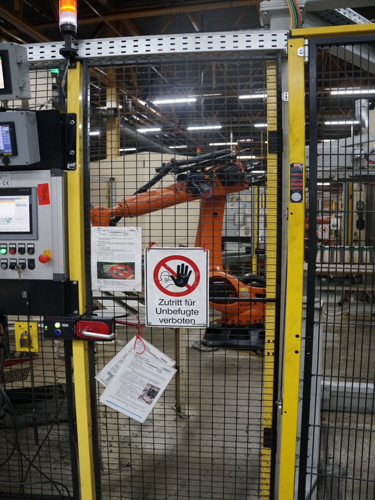 Centra obróbcze, maszyny do obróbki metalu i linie produkcyjne z branży motoryzacyjnej-1