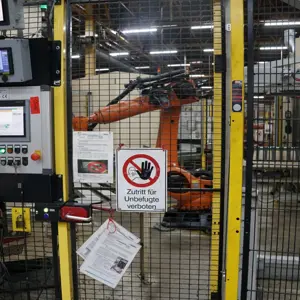 Robot cell consisting of Marx Automation LS-Roboterautomation I