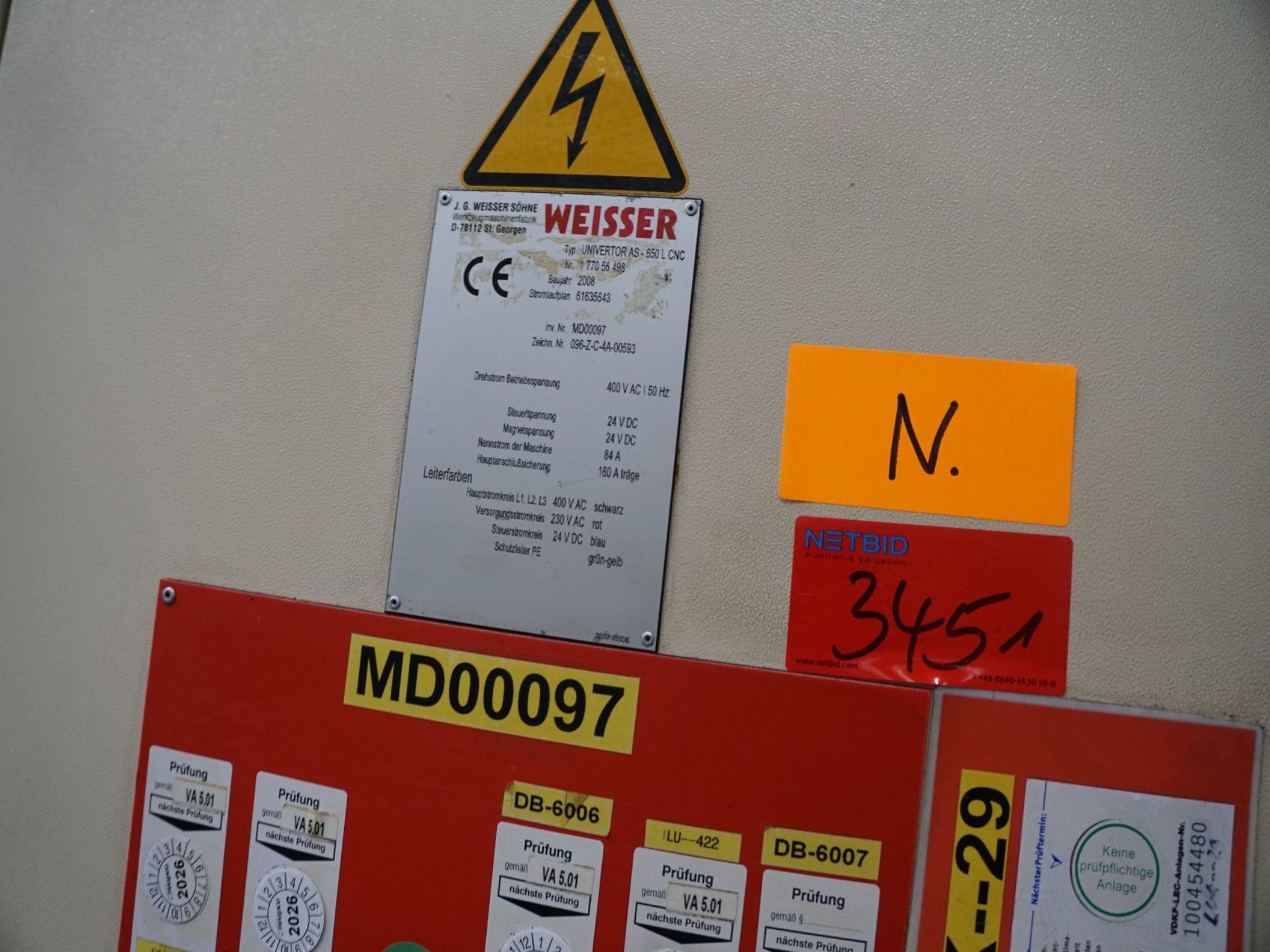 Centra obróbcze, maszyny do obróbki metalu i linie produkcyjne z branży motoryzacyjnej-4