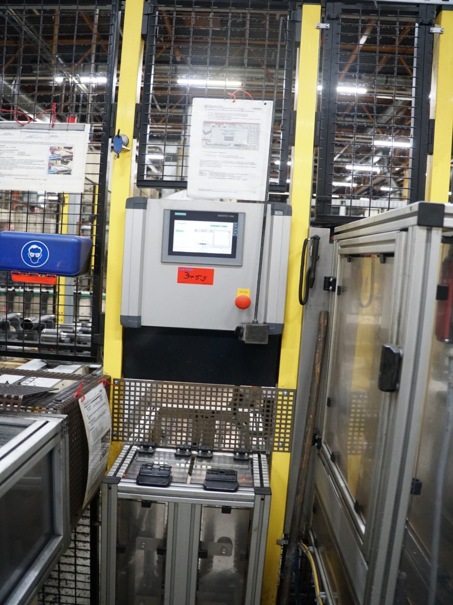 Centra obróbcze, maszyny do obróbki metalu i linie produkcyjne z branży motoryzacyjnej-4