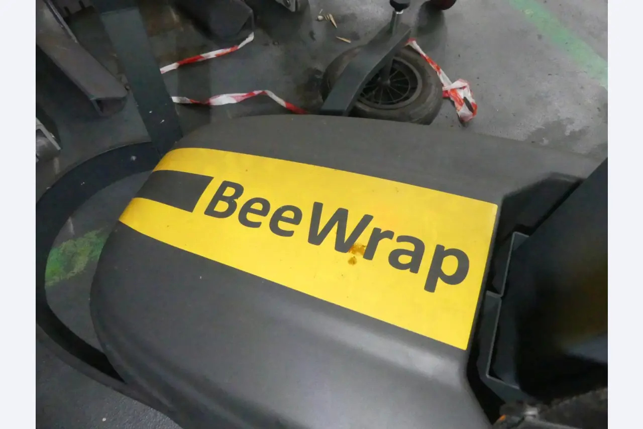 Centra obróbcze, maszyny do obróbki metalu i linie produkcyjne z branży motoryzacyjnej-6