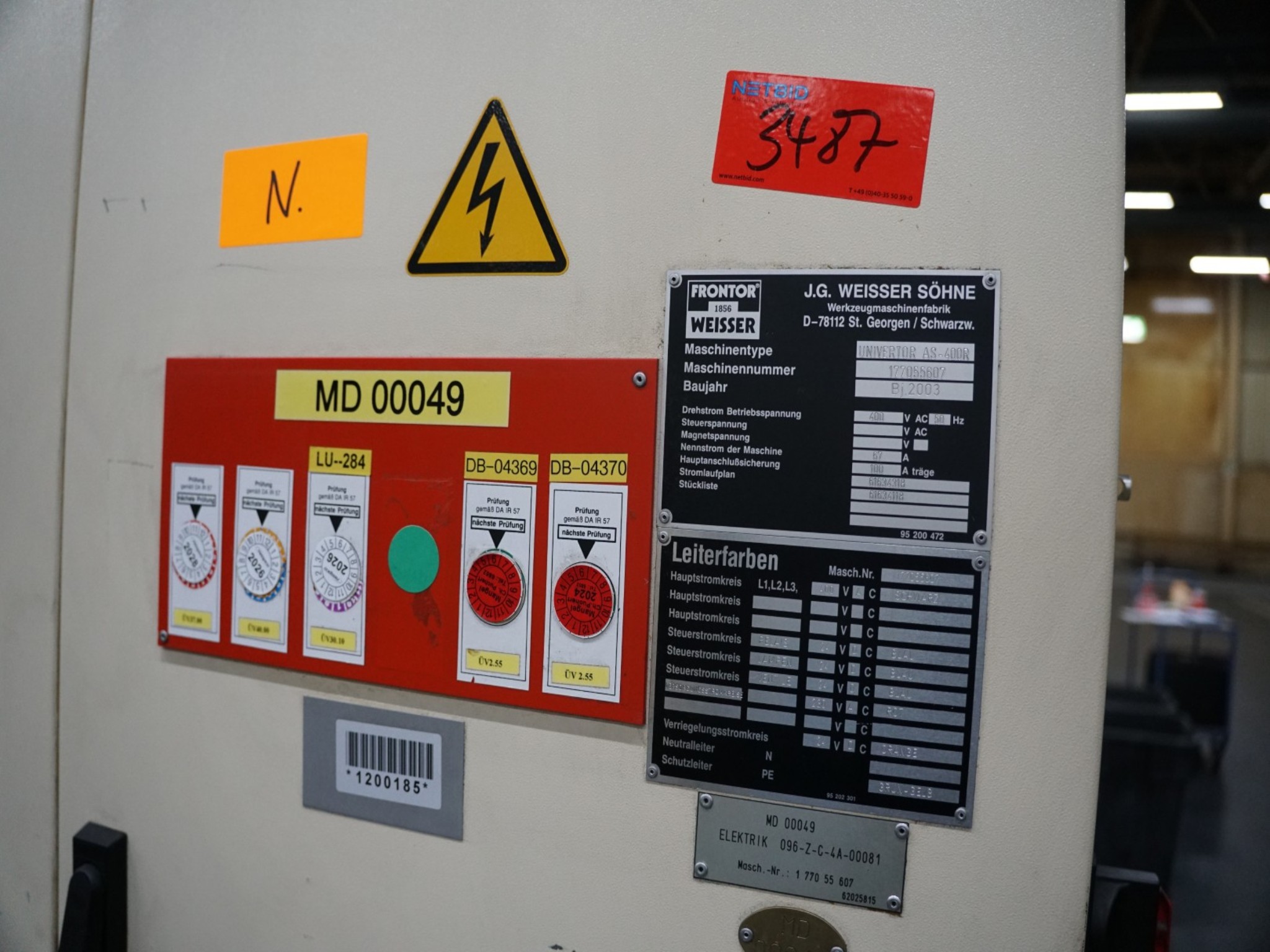 Centra obróbcze, maszyny do obróbki metalu i linie produkcyjne z branży motoryzacyjnej-3
