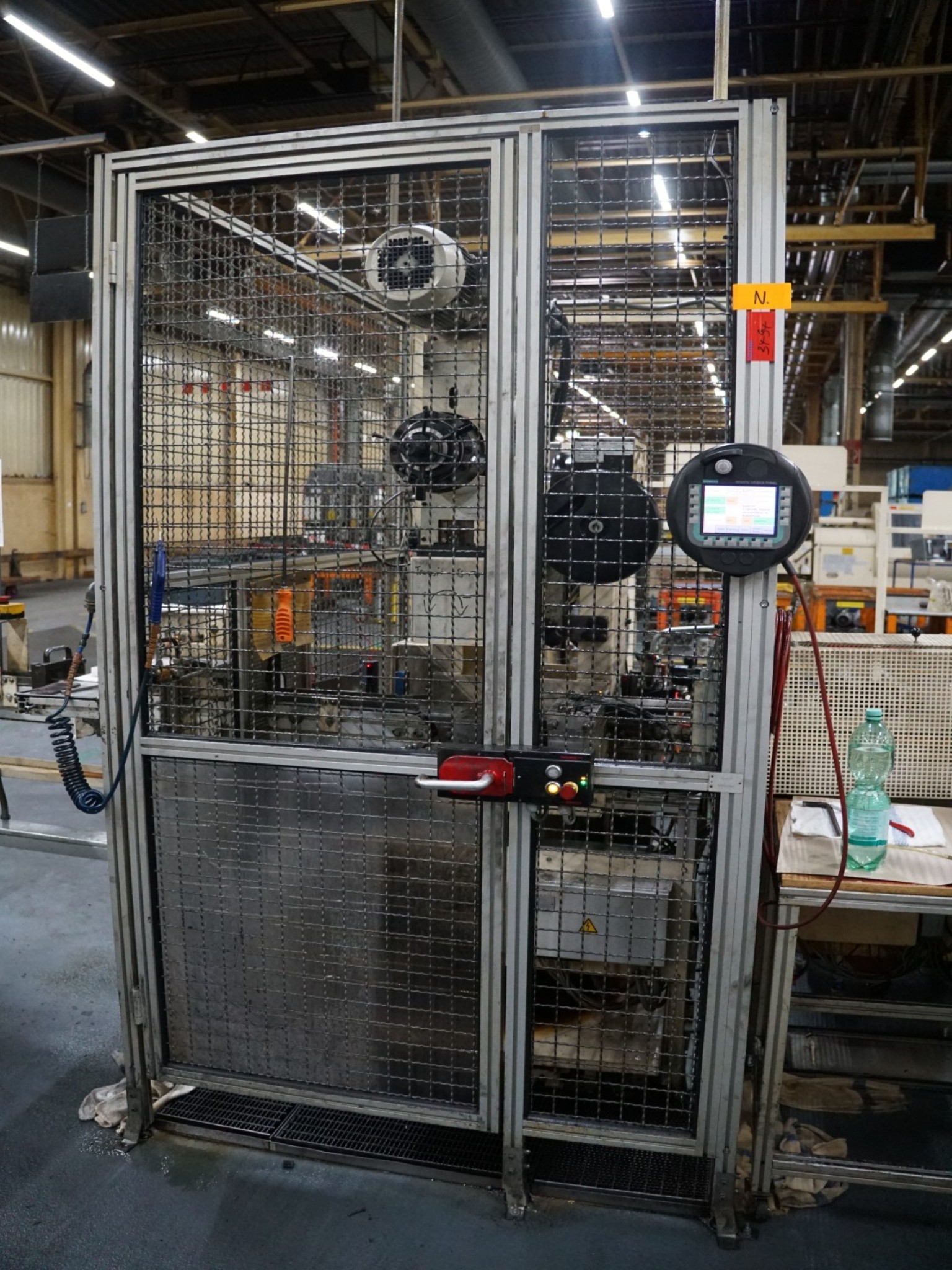 Centra obróbcze, maszyny do obróbki metalu i linie produkcyjne z branży motoryzacyjnej-1