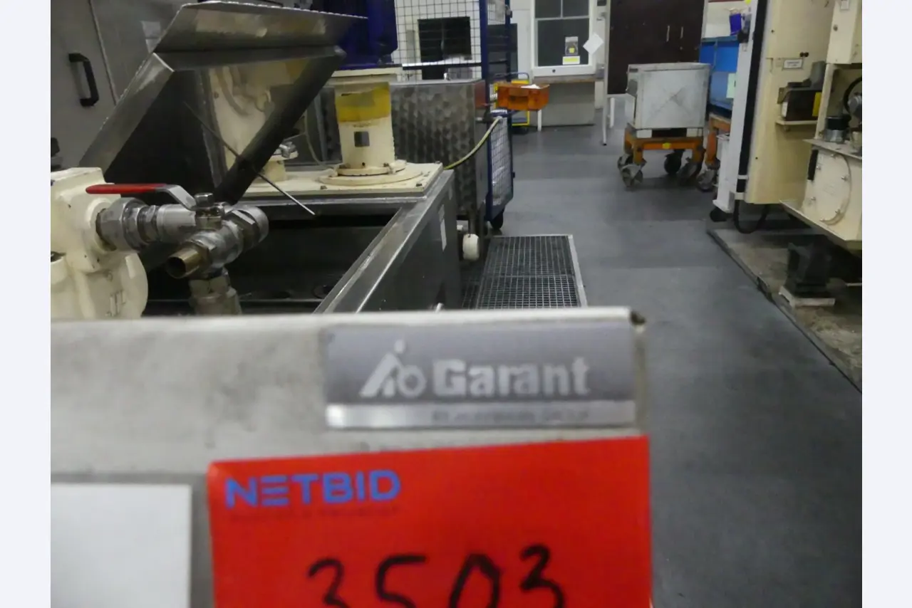 Centra obróbcze, maszyny do obróbki metalu i linie produkcyjne z branży motoryzacyjnej-3