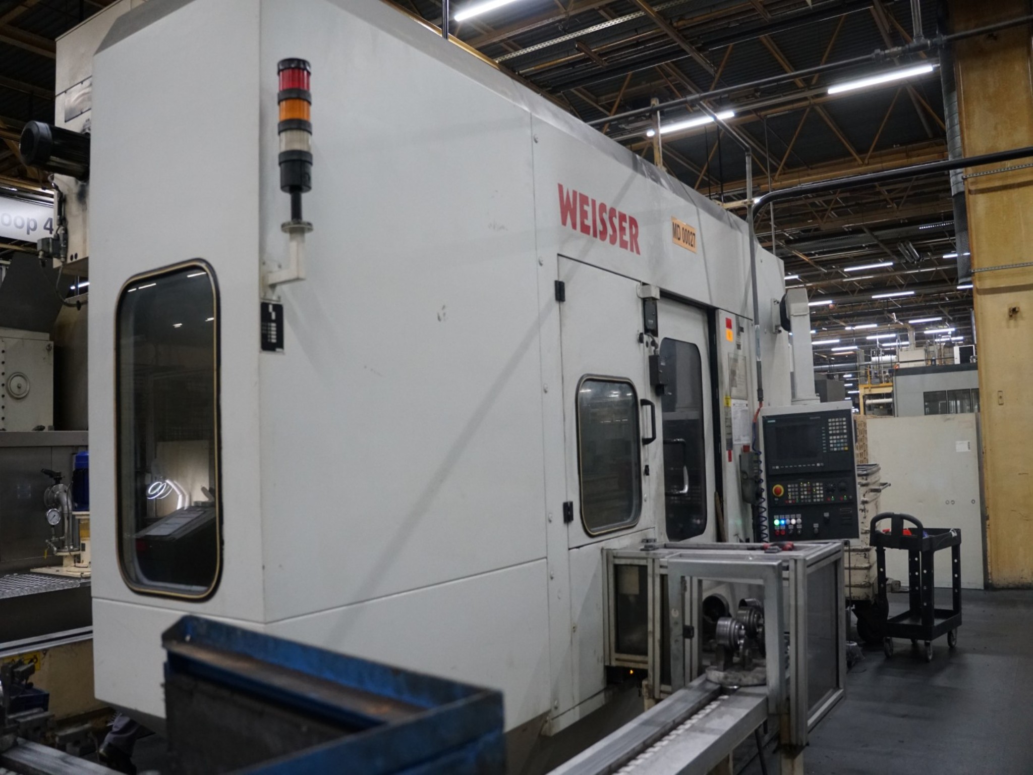 Centra obróbcze, maszyny do obróbki metalu i linie produkcyjne z branży motoryzacyjnej-3