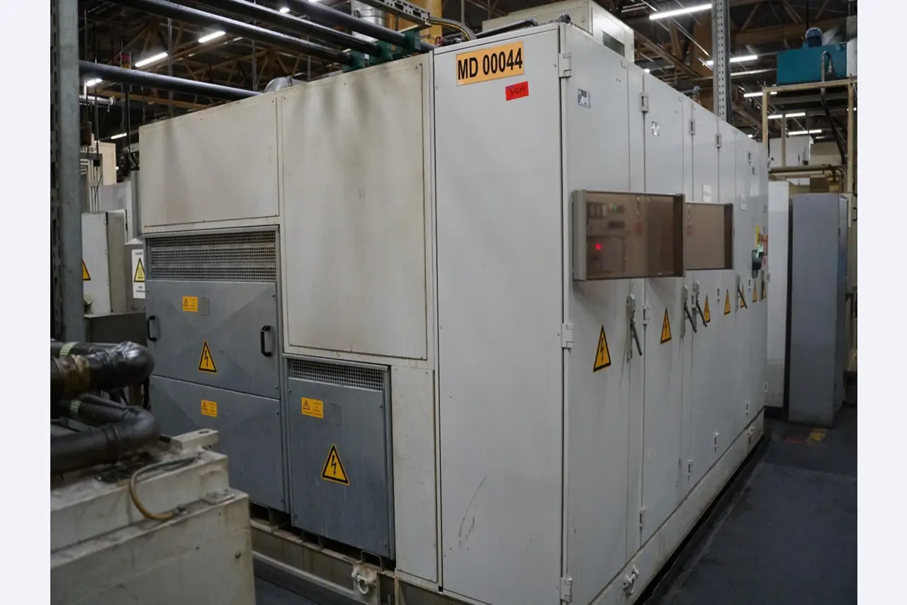 Centra obróbcze, maszyny do obróbki metalu i linie produkcyjne z branży motoryzacyjnej-1