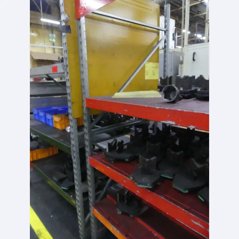 Centra obróbcze, maszyny do obróbki metalu i linie produkcyjne z branży motoryzacyjnej-2