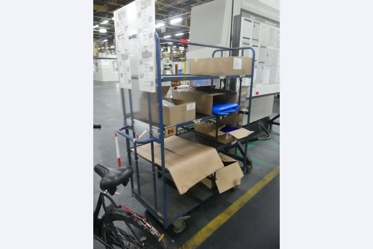 Centra obróbcze, maszyny do obróbki metalu i linie produkcyjne z branży motoryzacyjnej-2