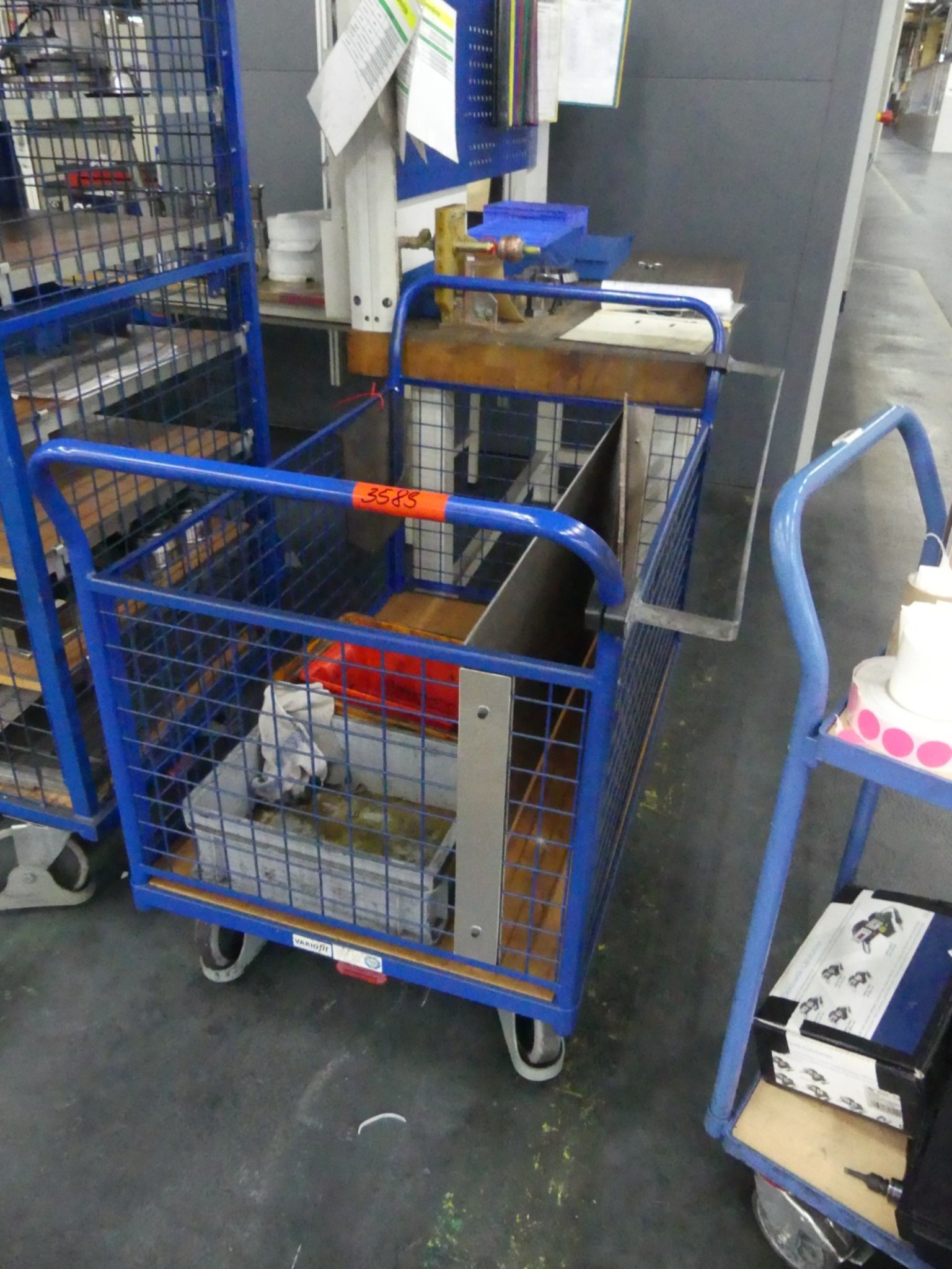 Centra obróbcze, maszyny do obróbki metalu i linie produkcyjne z branży motoryzacyjnej-1