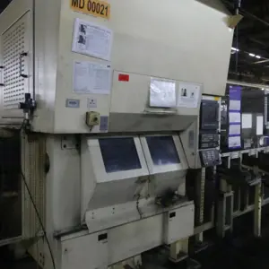Torno vertical com EMAG VSC 250 Twin KBG