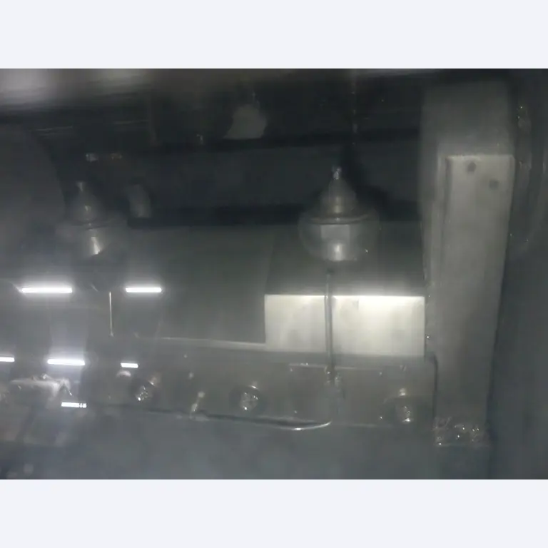 Bearbeitungszentren, metallbearbeitende Maschinen und Produktionslinen aus der Automobilindustrie-3