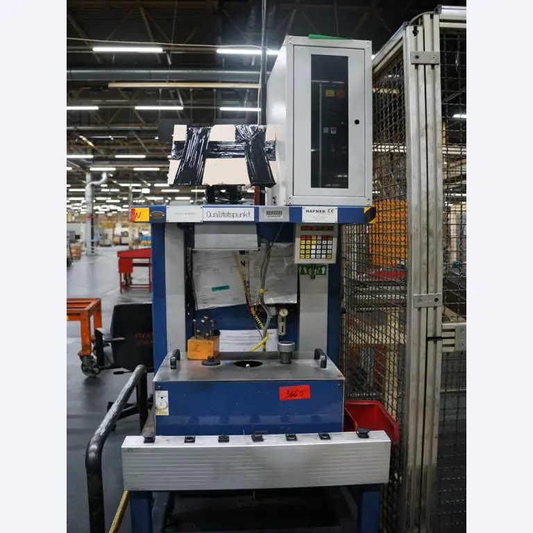Centra obróbcze, maszyny do obróbki metalu i linie produkcyjne z branży motoryzacyjnej-1