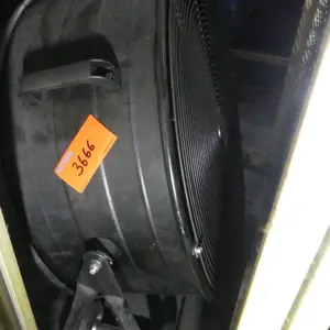 Pedestal fan