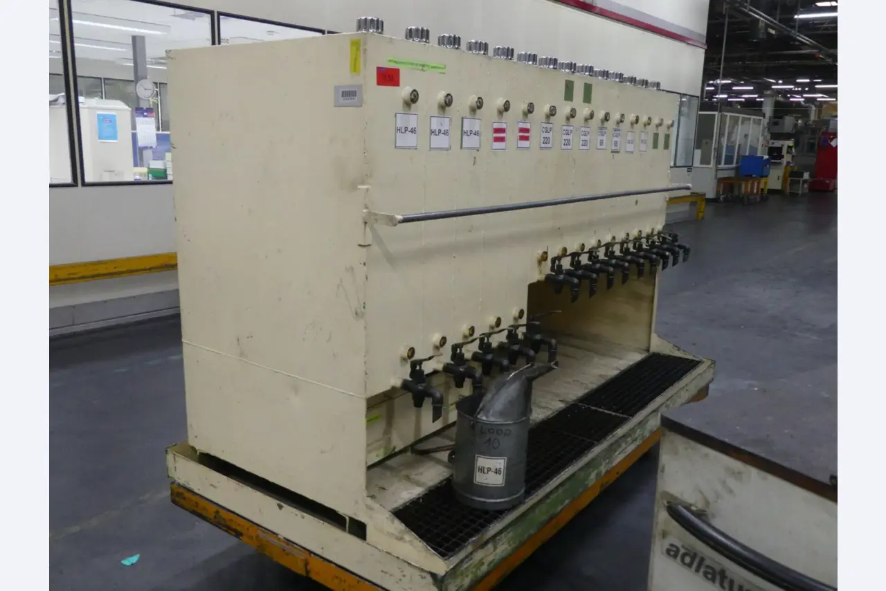 Centra obróbcze, maszyny do obróbki metalu i linie produkcyjne z branży motoryzacyjnej-1