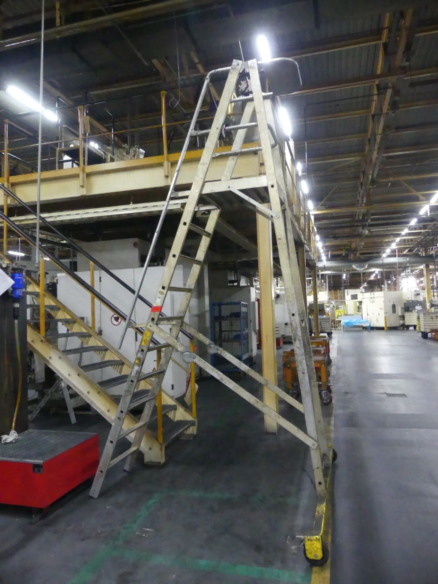 Centra obróbcze, maszyny do obróbki metalu i linie produkcyjne z branży motoryzacyjnej-1
