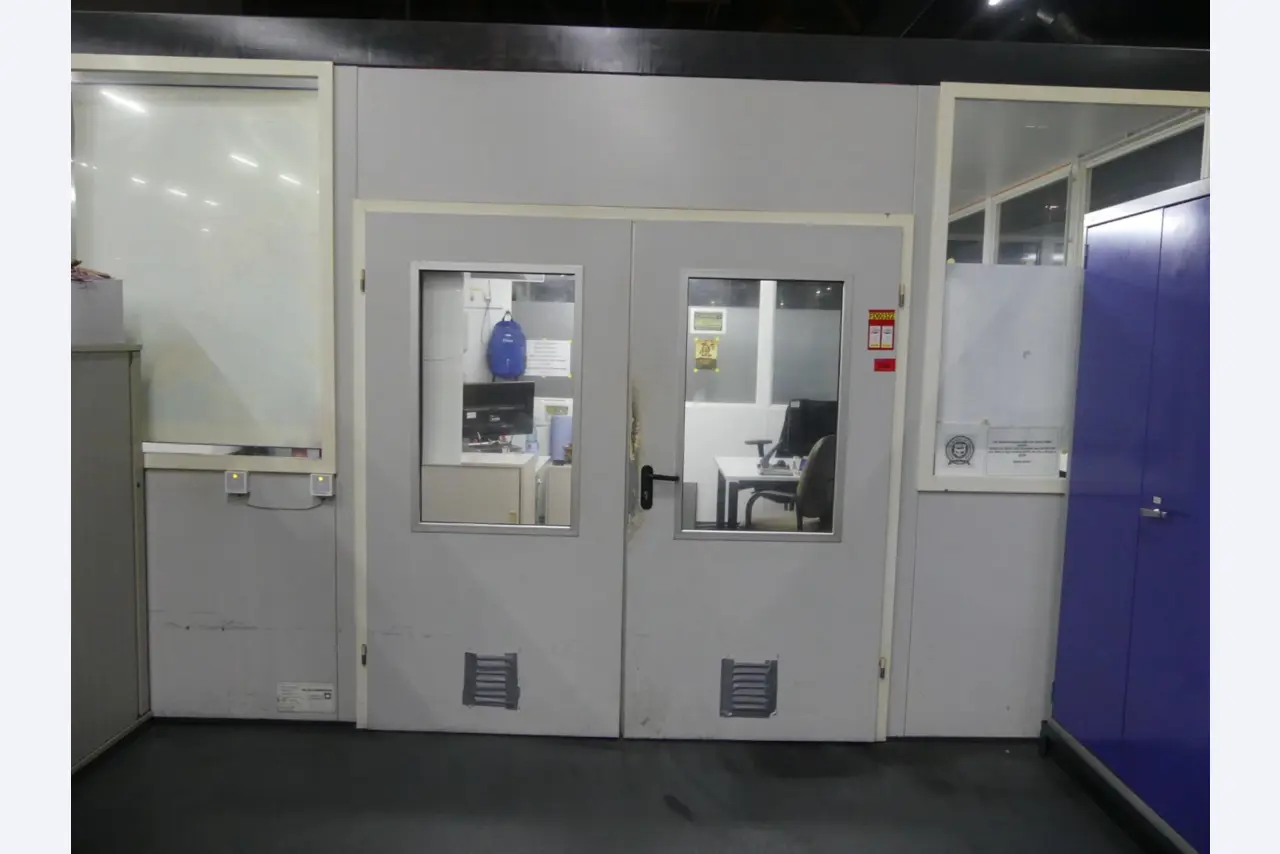 Centra obróbcze, maszyny do obróbki metalu i linie produkcyjne z branży motoryzacyjnej-1